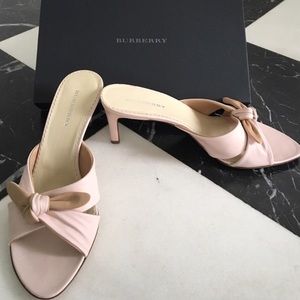 Burberry sandals pink and nude